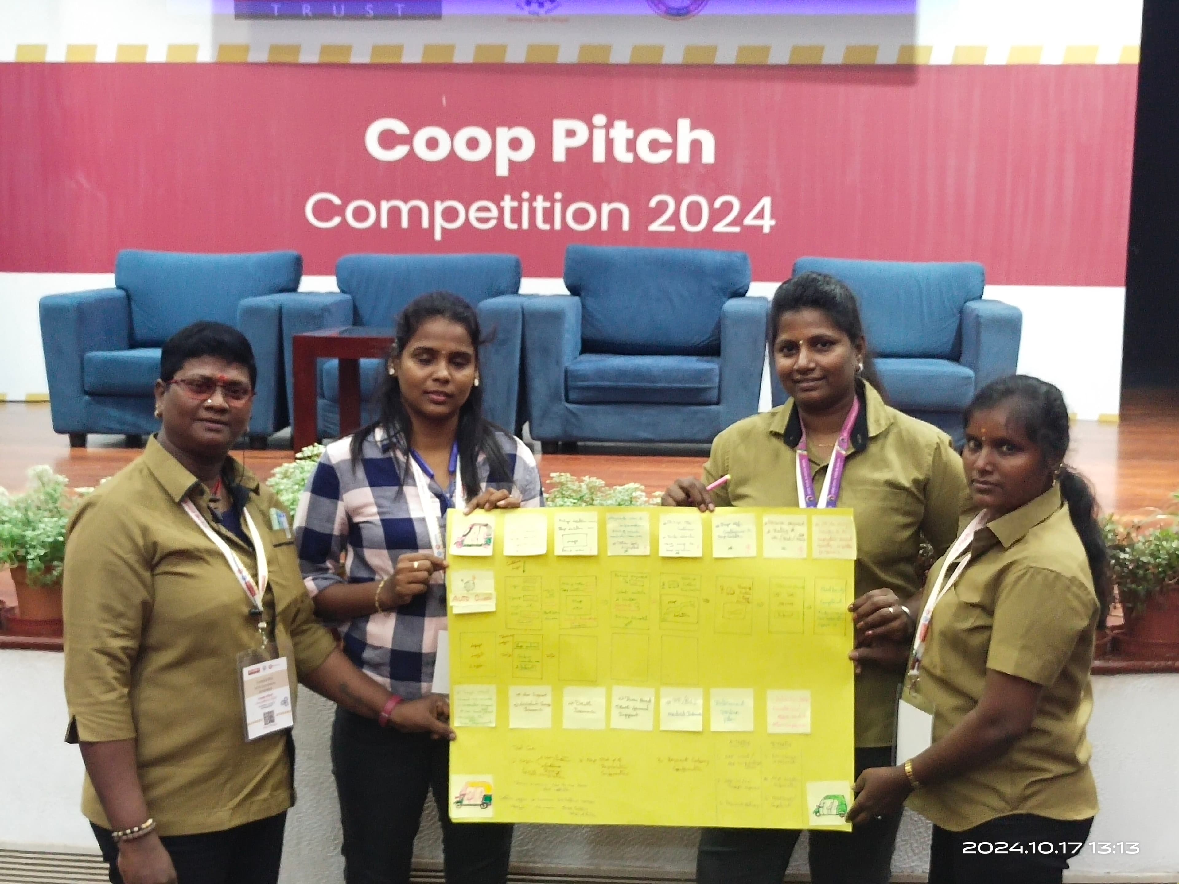 Group photo with cooperative leaders